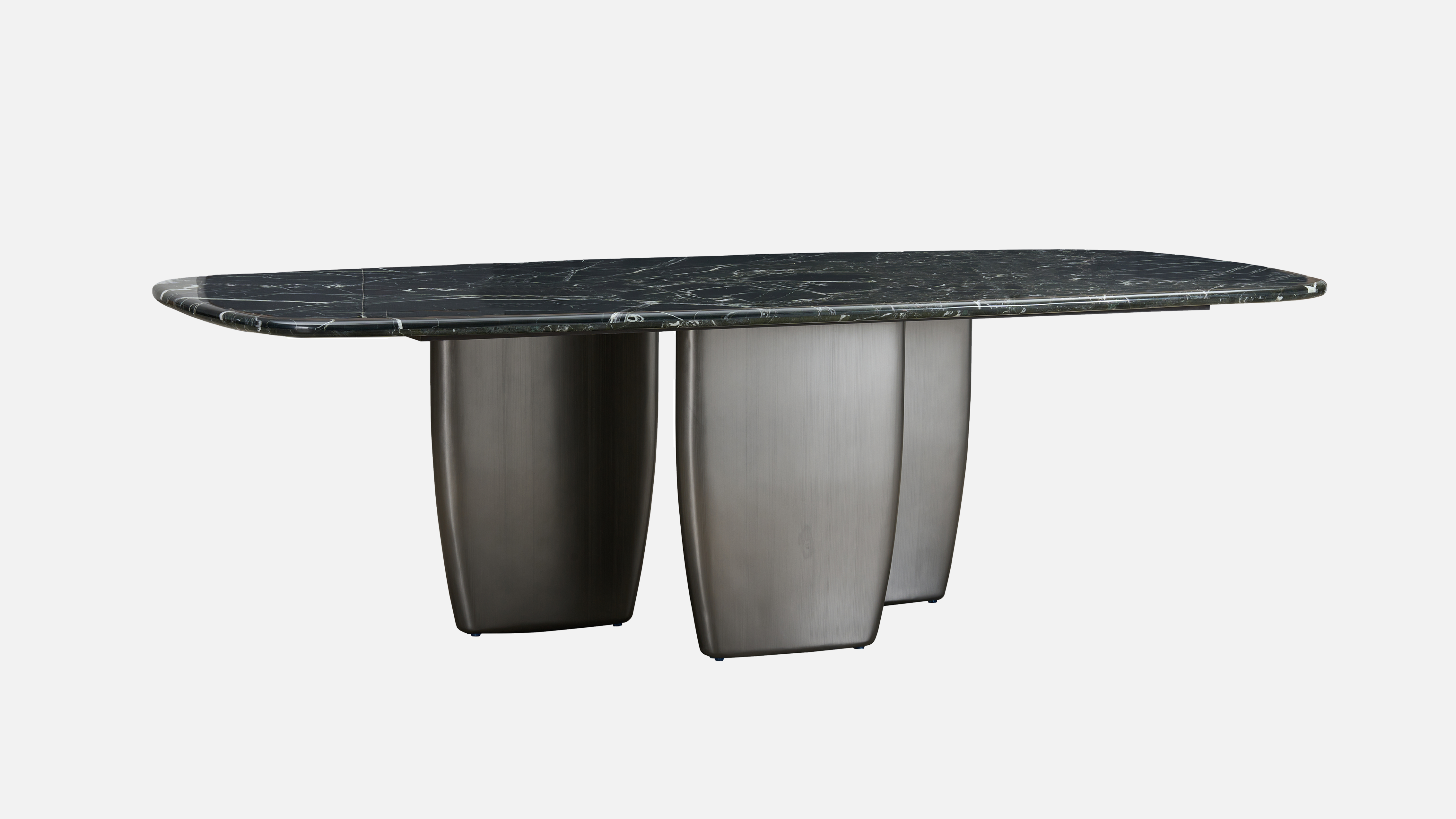 餐桌 / DINING TABLE