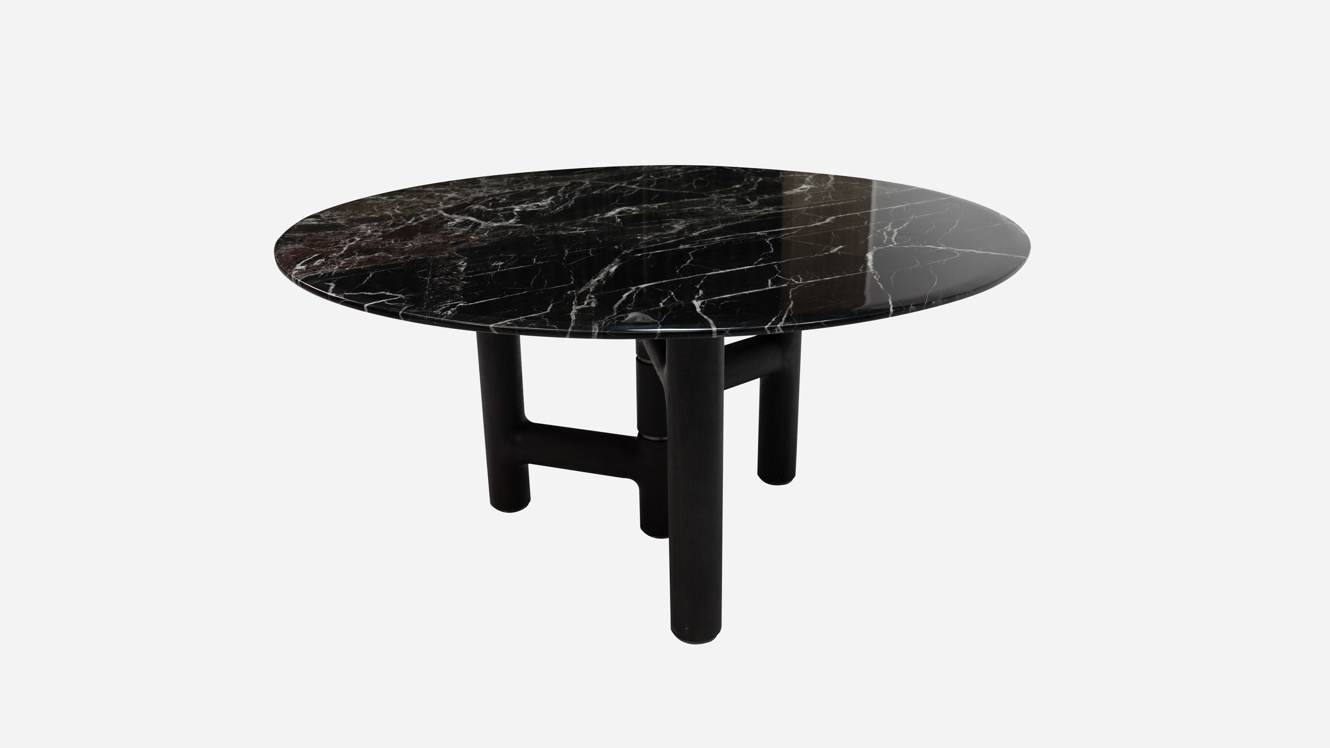 餐桌 / DINING TABLE